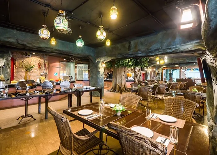 D&d Khaosan Inn